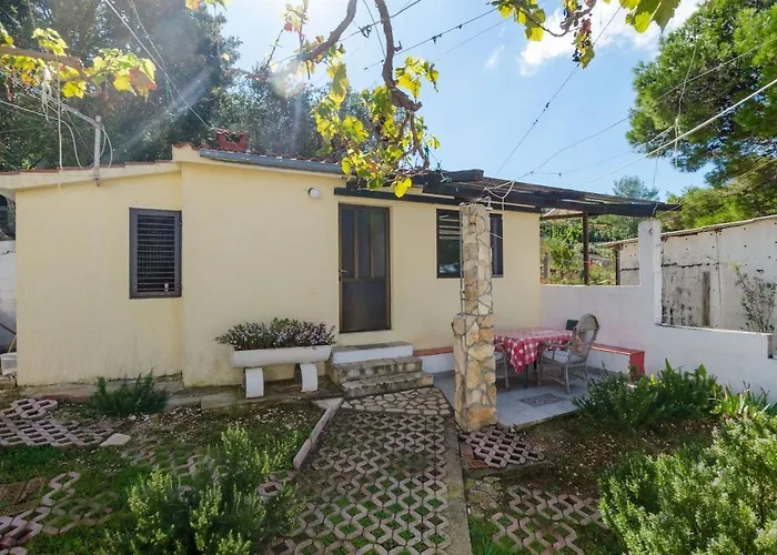 بيت للعطل House Barbarina