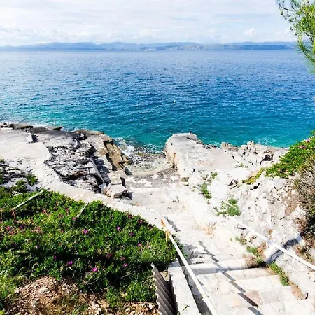 بيت للعطل House Barbarina Rogač