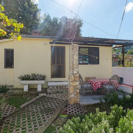 House Barbarina بيت للعطل